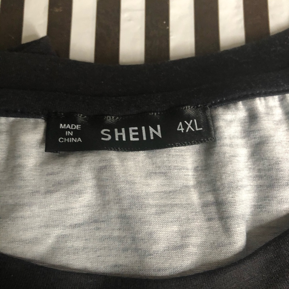 Plus Size Graphic Tee - Picture 6 of 7